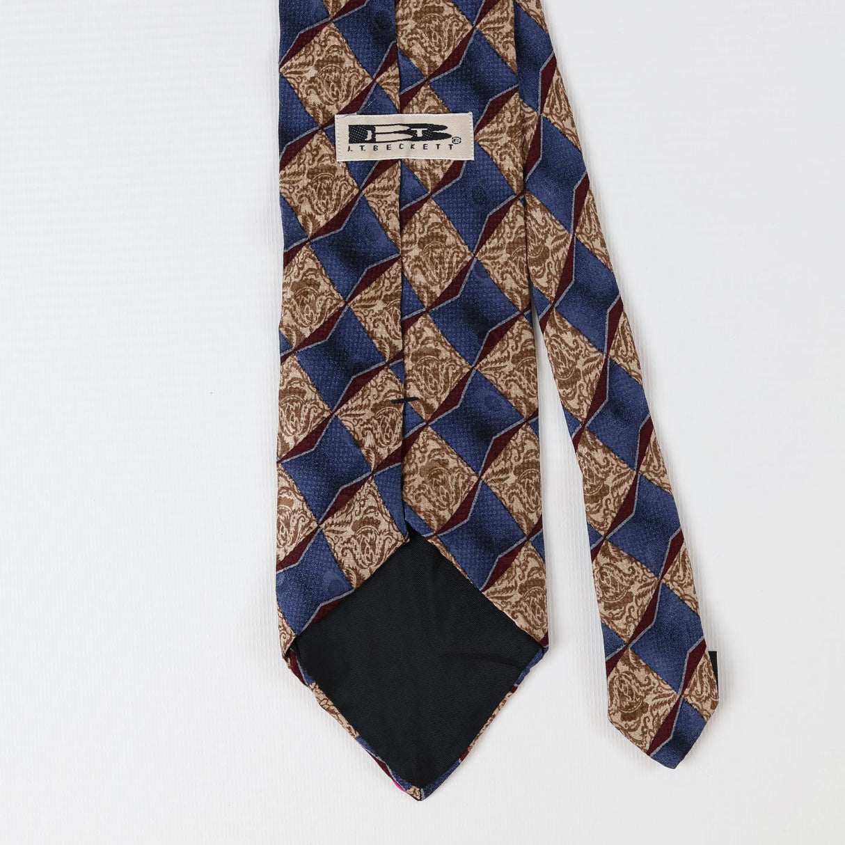Back Detail of Vintage Geometric Patterned Tie