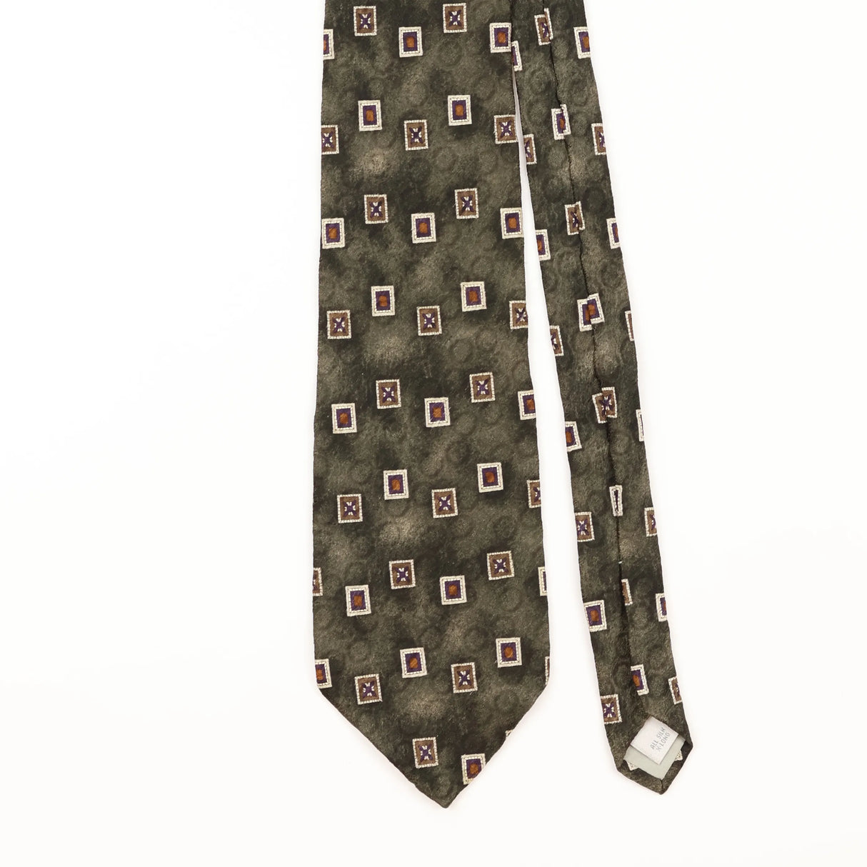 Front Detail of Vintage 1990's Geometric Patterned Tie