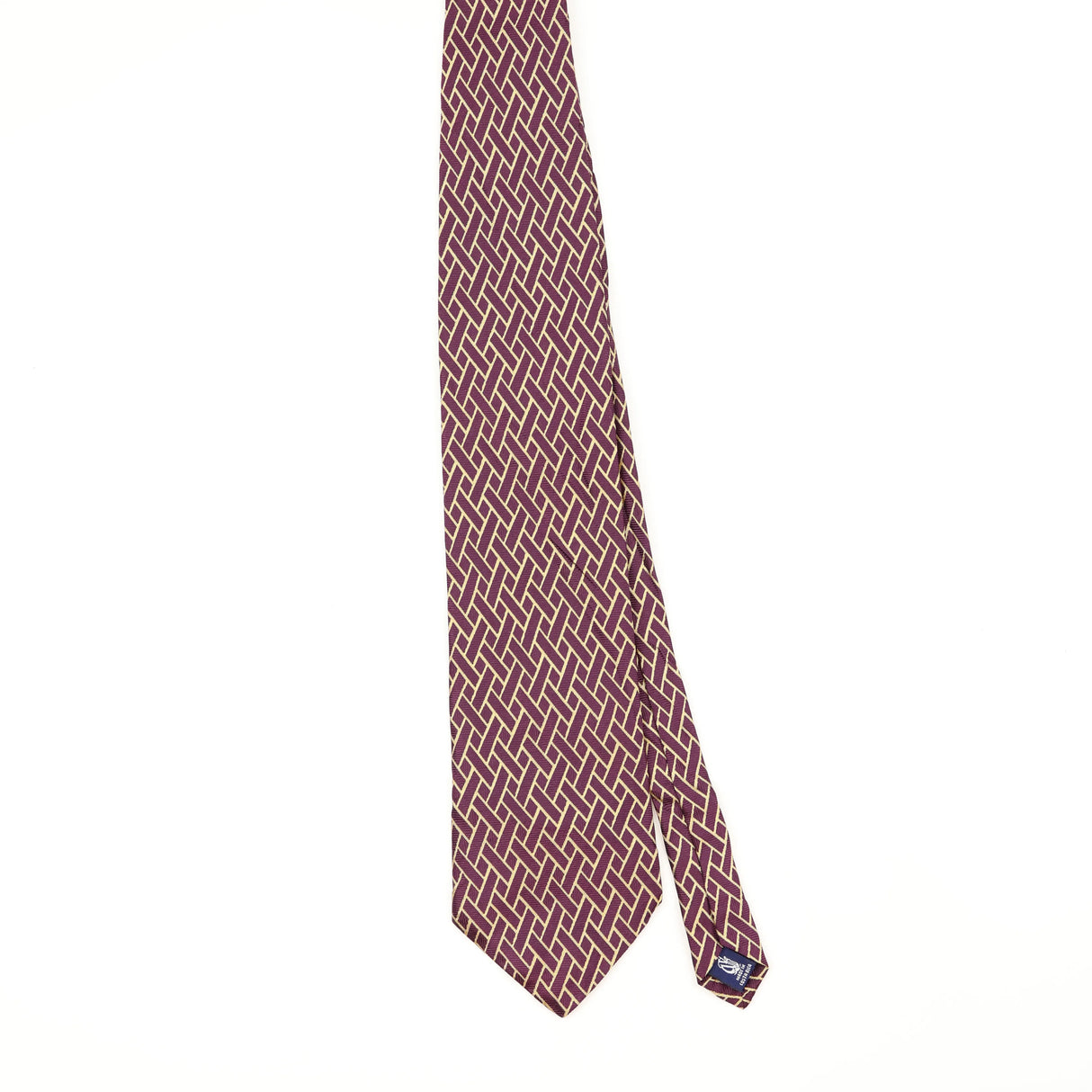 Front Front of Vintage Nautica Geometric Patterned Tie