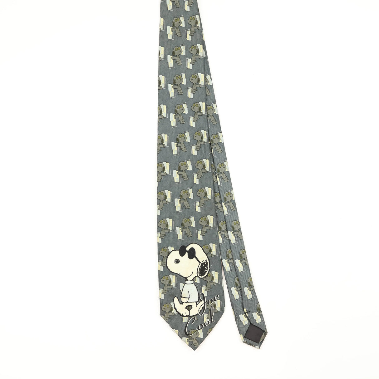 Front Front of Vintage 1990's Peanuts Snoopy Cartoon Patterned Tie