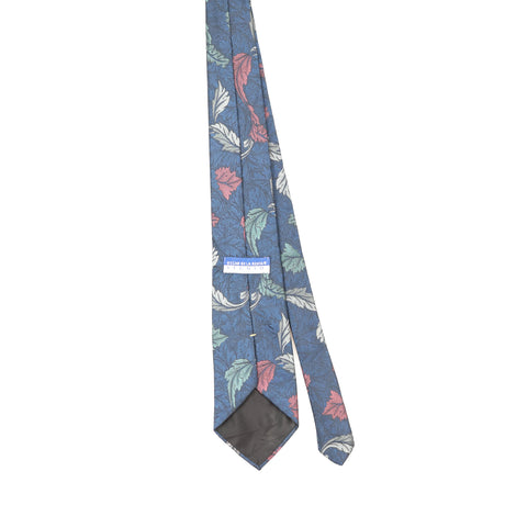 Back Back of Vintage 1990's Oscar De La Renta Floral Patterned Tie