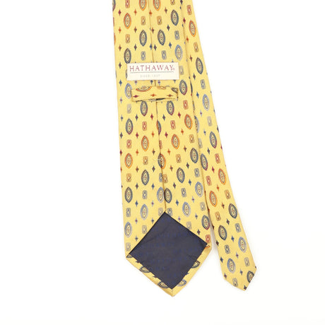 Back Back Detail of Vintage 1990's Geometric Patterned Tie
