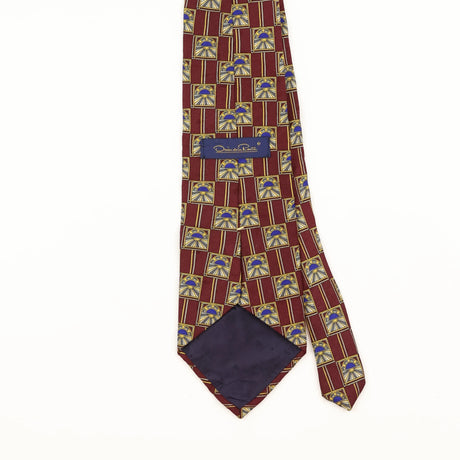 Back Detail of Vintage 1990's Oscar De La Renta Sunset Geometric Patterned Tie