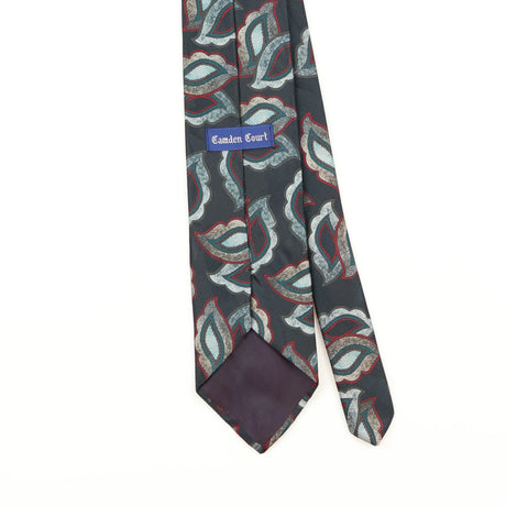 Back Detail of Vintage 1990's Geometric Patterned Tie
