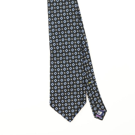 Front Detail of Vintage 1990's Nautica Geometric Patterned Tie