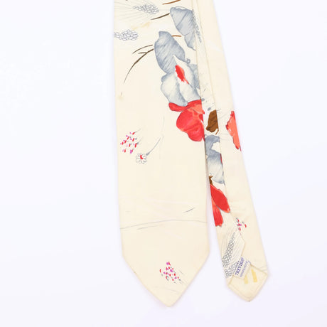 Front Detail of Vintage Floral Patterned Tie