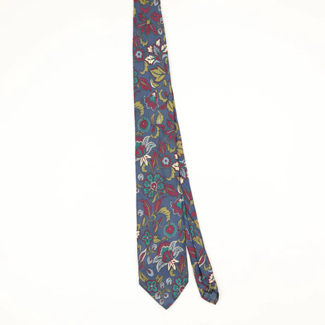 Front Front of Vintage 1990's Cambridge Classics Floral Patterned Tie