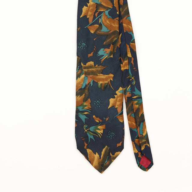 Front Detail of Vintage 1990's Stafford Leaves Abstract Patterned Tie