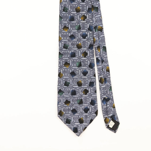 Front Detail of Vintage 1990's Geometric Patterned Tie