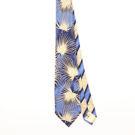 Front of Vintage Floral Patterned Tie