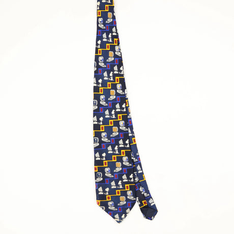Front Front of Vintage Peanuts Snoopy Cartoon Patterned Tie