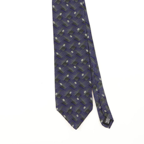 Front Detail of Vintage 1990's Geometric Patterned Tie