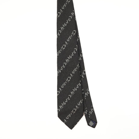 Front of Vintage 1990's Floral Patterned Tie