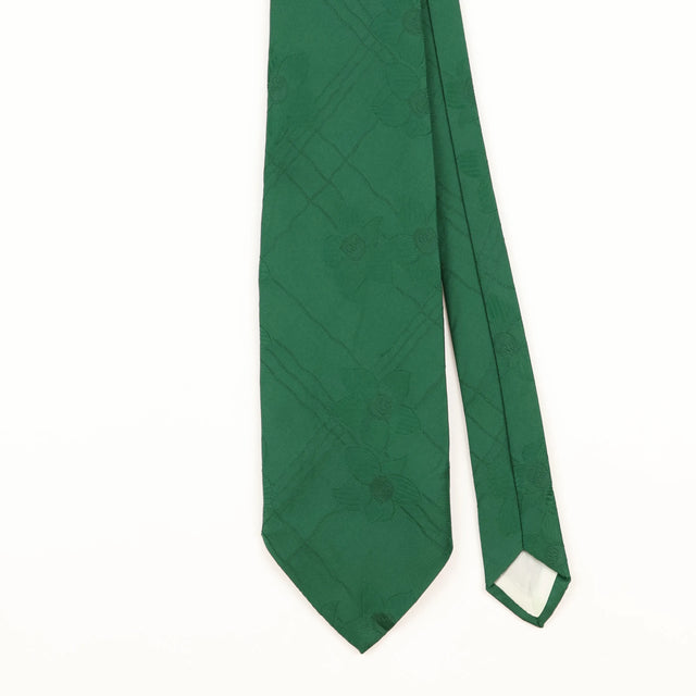 Front Detail of Vintage Sears Plain Patterned Tie