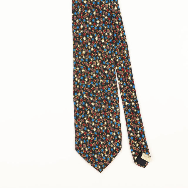 Front Detail of Vintage 1990's Geometric Patterned Tie