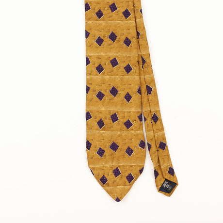 Front Detail of Vintage 1990's Geometric Patterned Tie