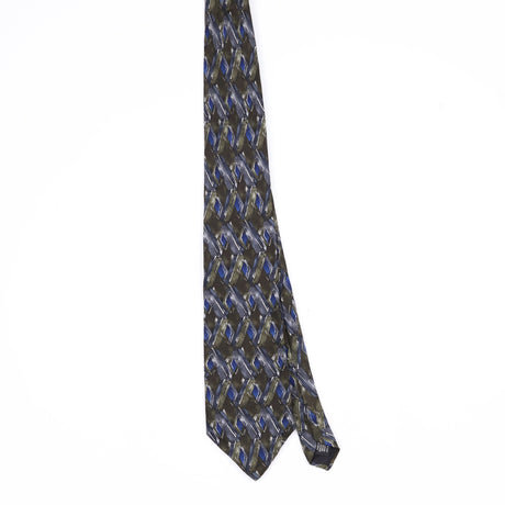 Front Front of Vintage Van Heusen Geometric Patterned Tie