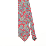 Front Detail of Vintage Van Heusen Paisley Patterned Tie