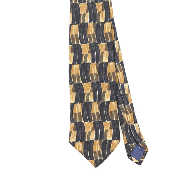 Front Detail of Vintage 1990's Geometric Patterned Tie
