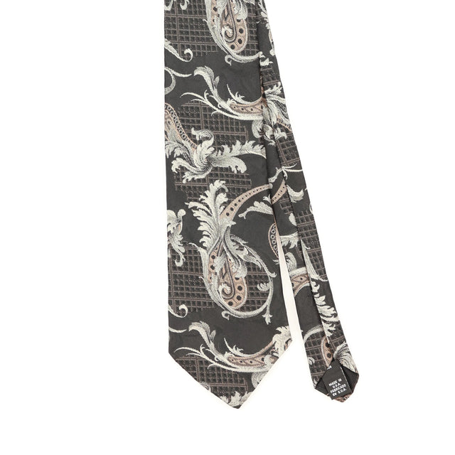 Front Detail of Vintage 1990's Haggar Paisley Patterned Tie