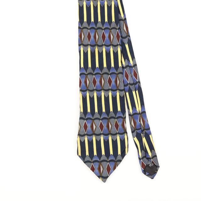 Front Detail of Vintage 1990's Martin Wong Geometric Patterned Tie