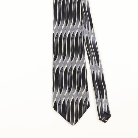 Front Detail of Vintage Geometric Patterned Tie