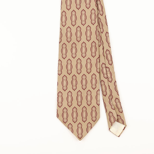 Front Detail of Vintage 1970's Geometric Patterned Tie
