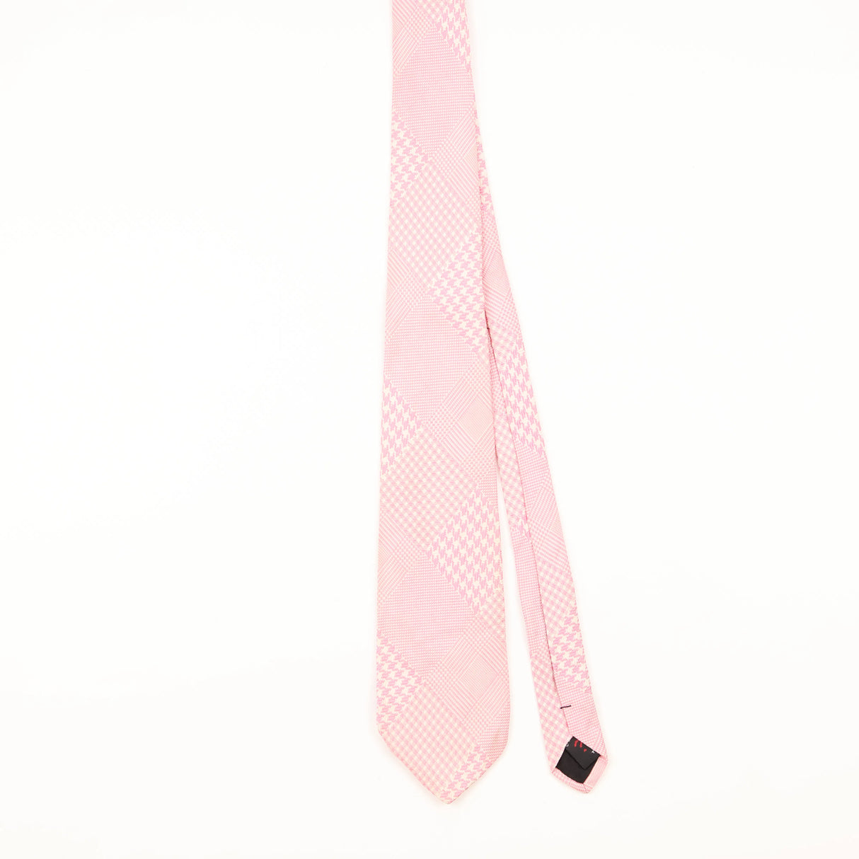 Front of Vintage Guess Plaids & Checks Patterned Tie