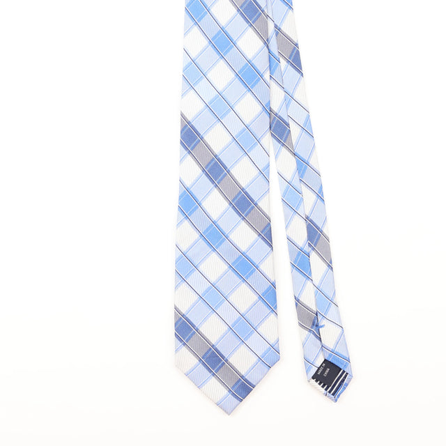 Front Detail of Vintage Nautica Check Patterned Tie