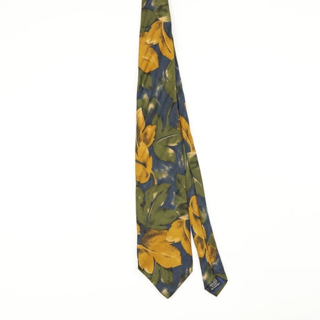 Front Front of Vintage 1990's Guess Floral Patterned Tie