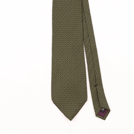 Front Detail of Vintage 1990's Claybrooke Geometric Patterned Tie